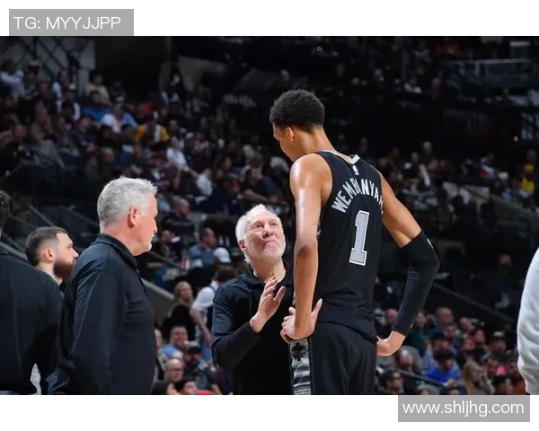 深入剖析NBA总决赛走势与策略演变探讨球队战术与关键球员表现